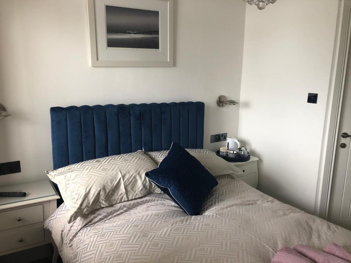 Lazy Waves Boutique B&B New Quay Exterior foto